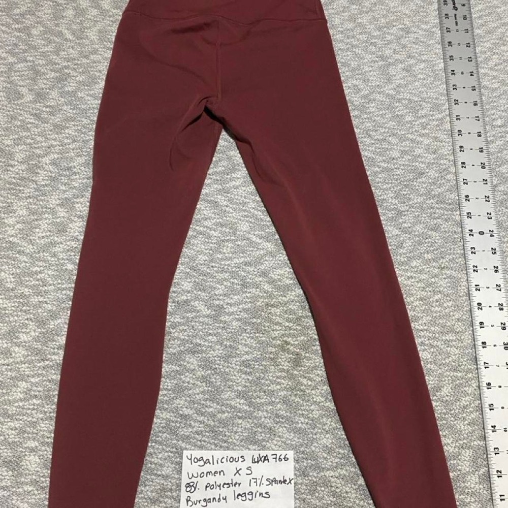 Yogalicious Lux burgundy polyester & spandex leggings size XS. SKU-A766 - Picture 7 of 8